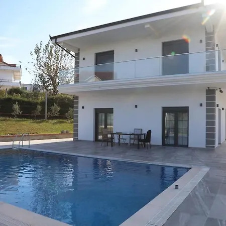 Garden Hill Durres Villa