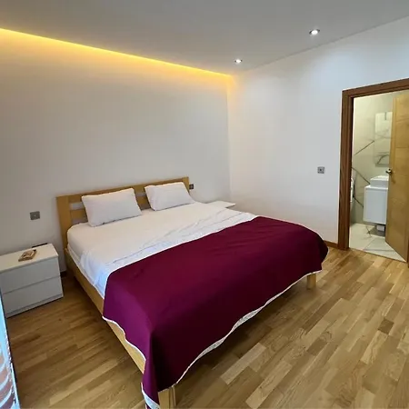 Garden Hill Durres * Vadardhe