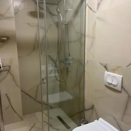 Villa Garden Hill Durres *